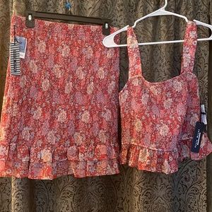 Women’s crop top & skirt sz.XL